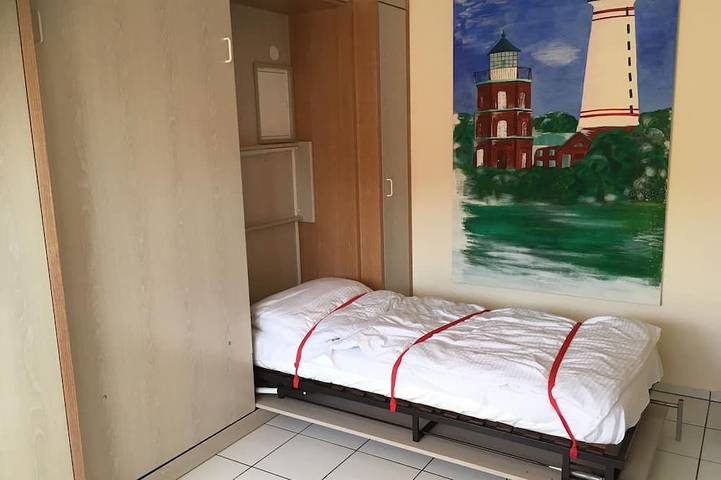 Entire apartment, Süße Ferienwohnung in Mönchgut mit Direktem Strandzugang in Lobbe, Mönchgut