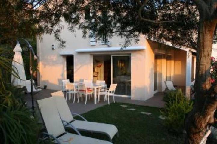 Maison de vacances pour 7 personnes, avec jardin et terrasse, animaux acceptés