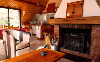 Chalet pour 7 personnes, avec jardin dans l' Ariège