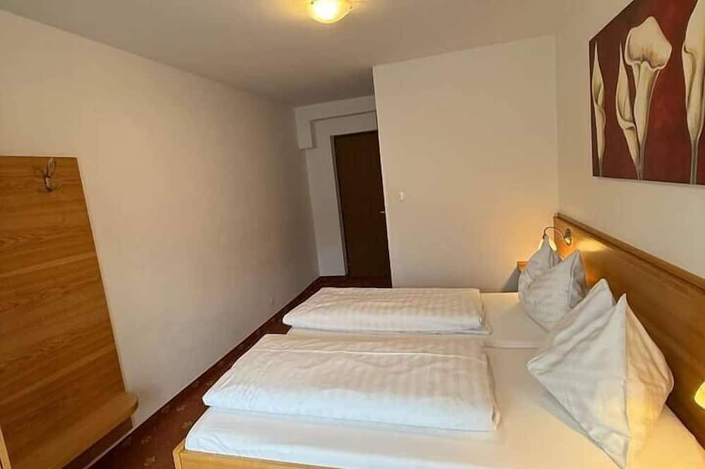 Pension Plattenhof - 3 in Telfs, Innsbruck Land