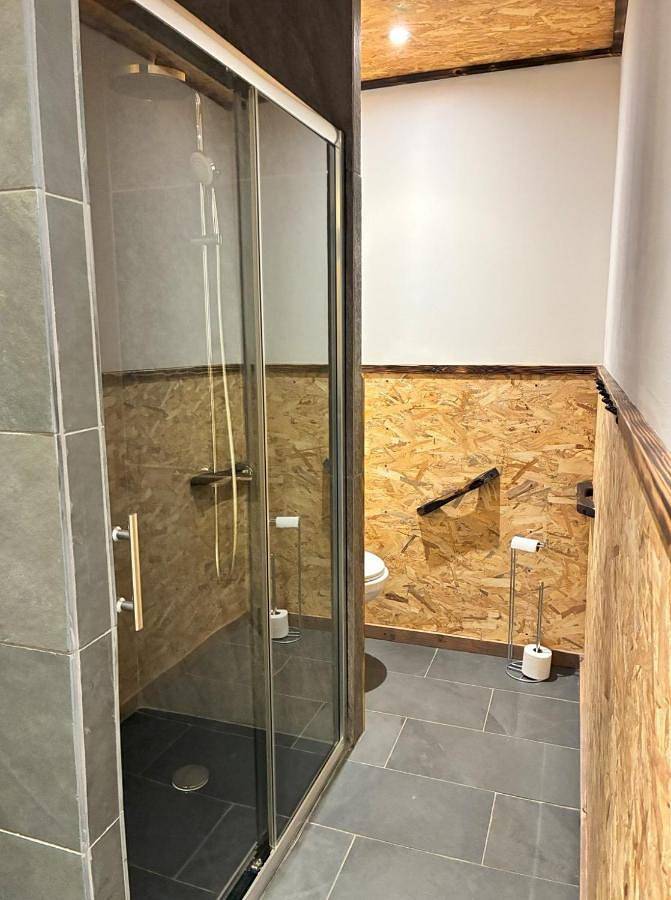 Chambre d’hôte pour 6 personnes, avec vue et jardin, animaux acceptés en Haute-Loire - 4