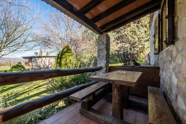 Farmhouse "Gufo" with Shared Pool, Private Terrace & Wi-Fi in Pitigliano, Grosseto Province