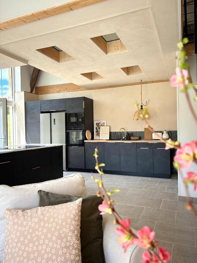 Location de vacances pour 4 personnes, avec jacuzzi et terrasse à Nabirat