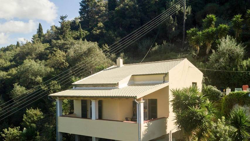 Location de vacances pour 4 personnes, avec vue et jardin dans Liapádes - 3