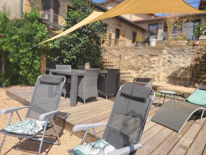 Gîte pour 4 personnes, avec jardin ainsi que balcon et vue à Moire - 3