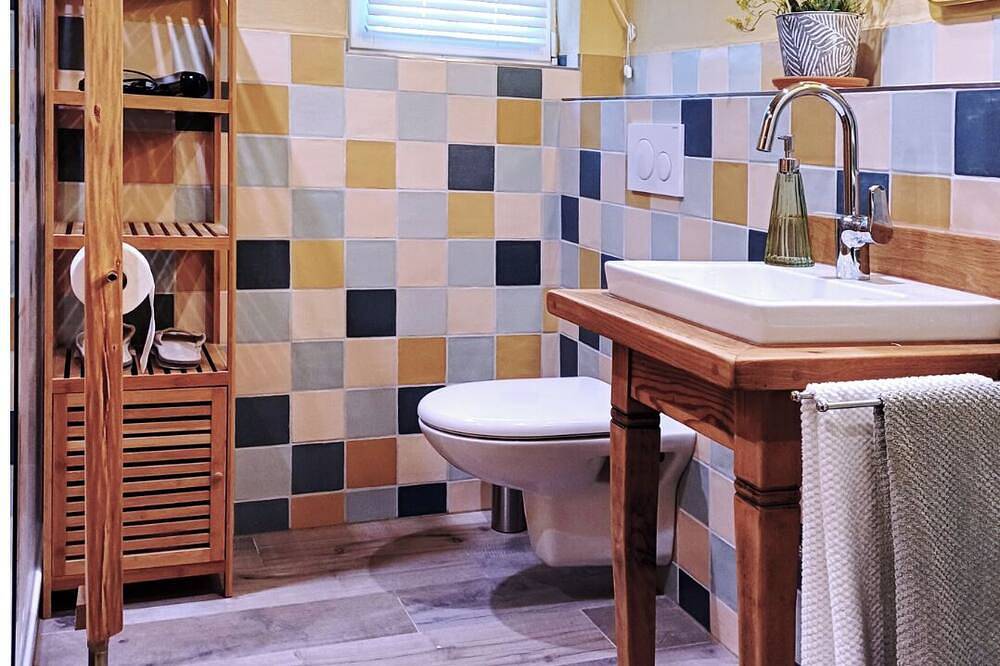 Ganze Wohnung, Stilvolles 35 qm-Apartment auf zwei Ebenen in Schönau a.d.Brend, Rhön-Bayern
