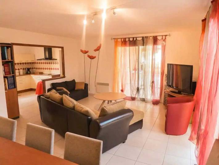 Gîte pour 10 personnes, avec jardin et piscine à Mirepeisset - 4