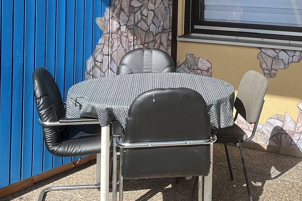 Ganze Wohnung, Ferienwohnung  mit überdachter Terrasse und schönem Ausblick! in Gernsbach, Nordschwarzwald