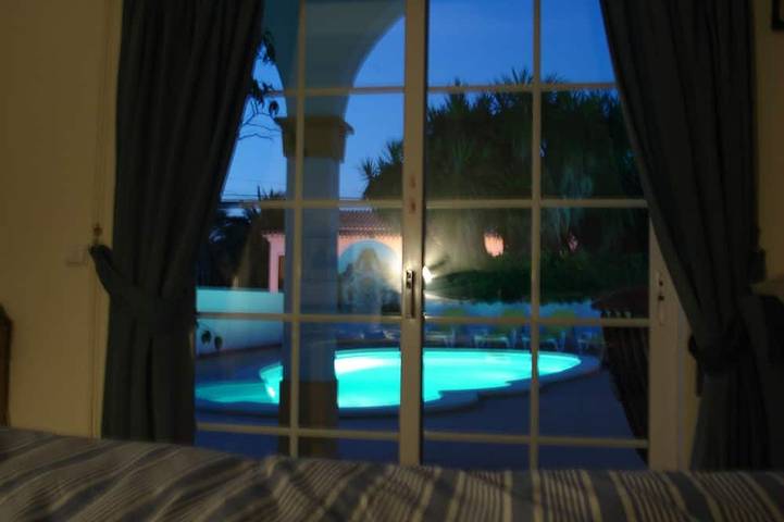 Stilvolle Villa mit privatem Pool  nur 10 Gehminuten vom Dorf und Strand in Alvor, Faro Distrikt