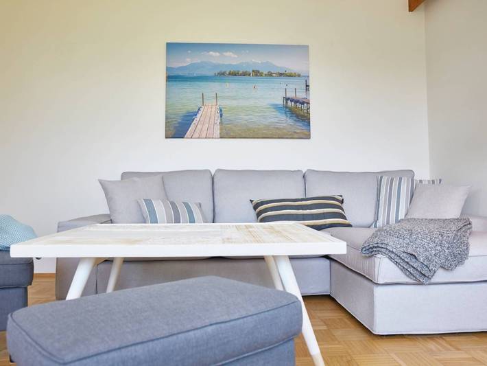 Ferienhaus für 8 Personen, mit Terrasse und Seeblick sowie Garten in Oberbayern - 4