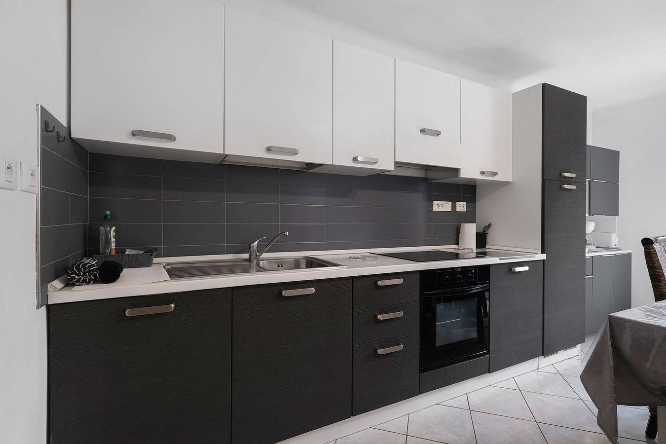 Geheel appartement, Appartement '2 P Terrasse' met privéterras, wifi en airconditioning in Saint-Paul-de-Vence, Middellandse Zeekust (Frankrijk)