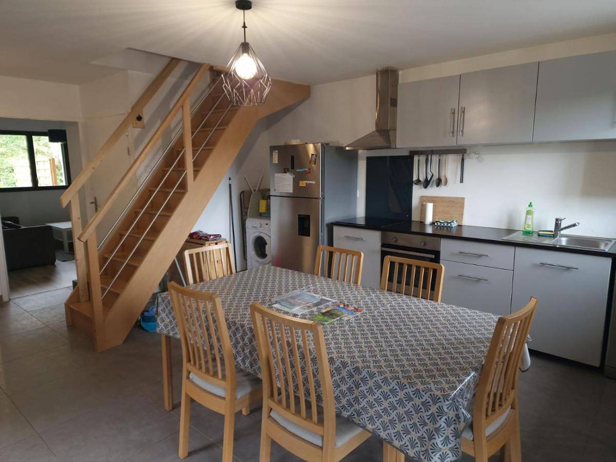 Appartement entier, Two-Bedroom Apartment in Saint-Martin-d'Uriage, Parc national des Écrins