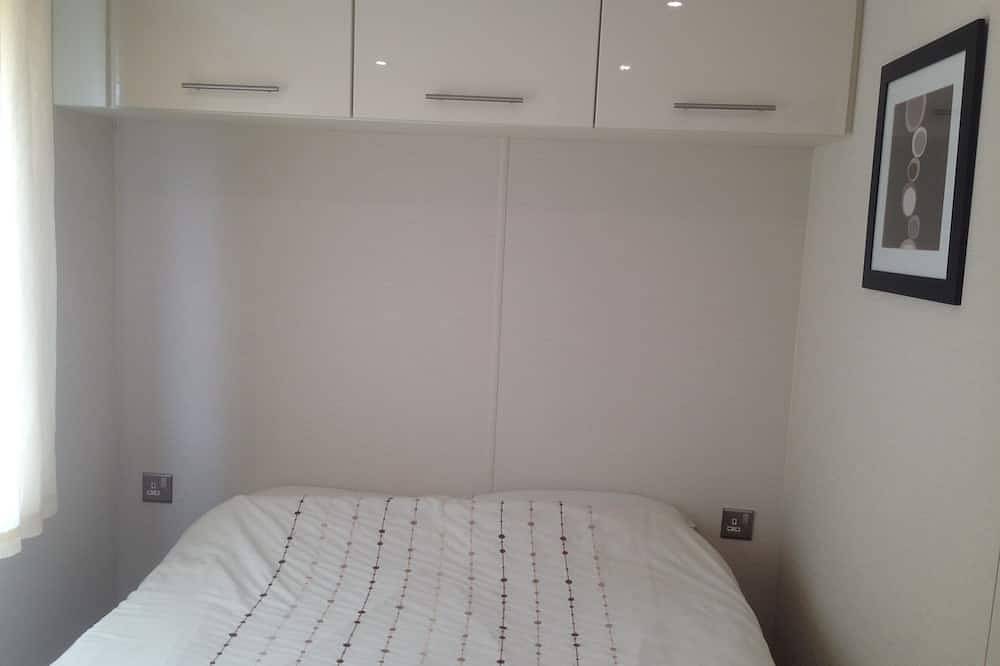 Marshlands Lakeside Nature Retreat in North Lincolnshire