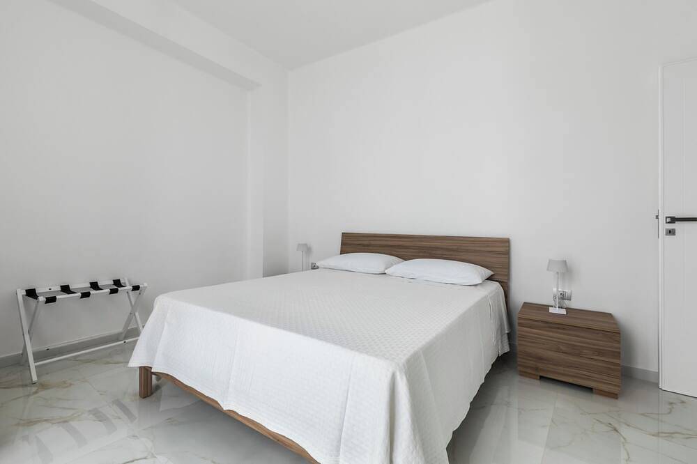Vico Bianchi 5 by Barbarhouse in Brindisi, Salento