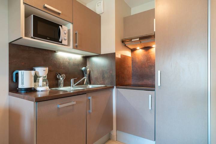Gîte pour 4 personnes, avec Terrasse ainsi que Jardin et Piscine à Concarneau - 3