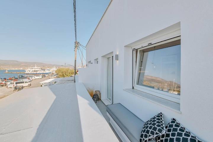 Gîte pour 2 personnes, avec balcon et vue dans Antiparos Ville - 4