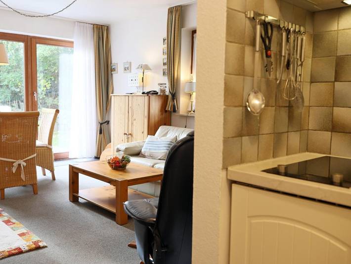 Ganze Wohnung, Gemütliches 2-Zimmer-Appartement mit Terrasse und Strandkorb in Wenningstedt in Wenningstedt, Sylt