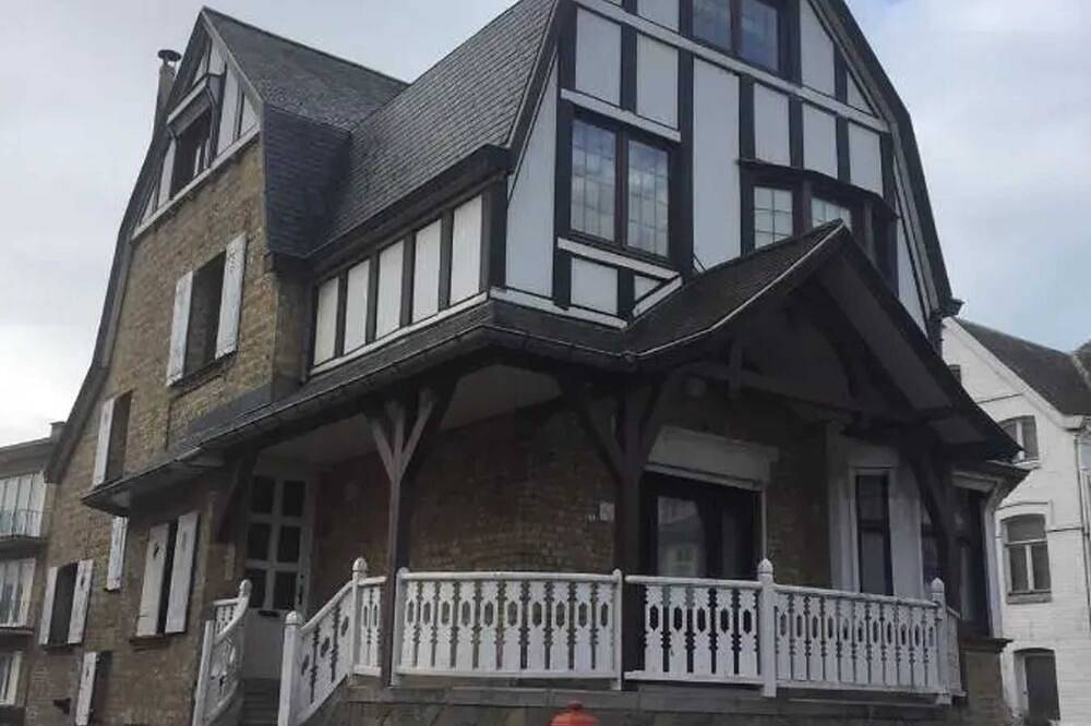 Homerez - Maison spacieuse avec 6 chambres à De Panne in La Panne, Côte belge