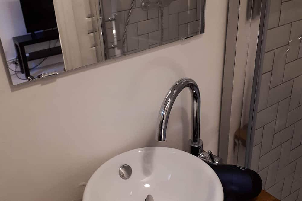 Geheel appartement, Arty 20m² district of Batignolles in Parijs, Ile de France