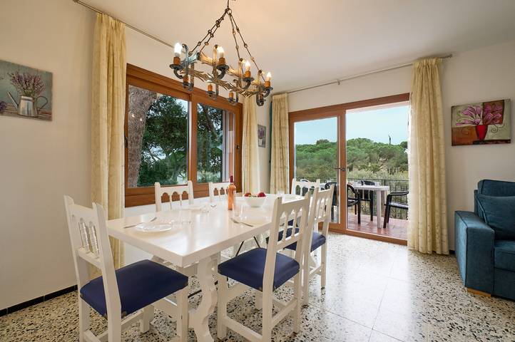 Location de vacances pour 6 personnes, avec terrasse et piscine à Palafrugell - 3