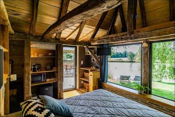 Cottage pour 2 personnes, avec vue sur le lac et jardin ainsi que sauna et vue à Saint-Laurent-des-Hommes