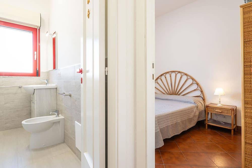 Appartamento intero, Elegante appartamento per 4 ospiti con A/C, Tv e balcone in Crabonaxa/Villasimius, Villasimius