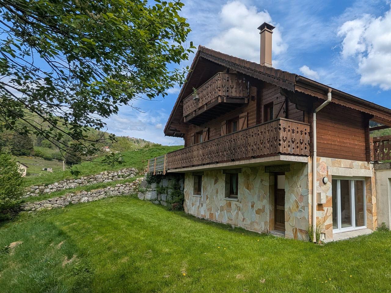 Chalet spacieux à La Bresse, idéal pour familles et amis in La Bresse, Parc naturel régional des Ballons des Vosges