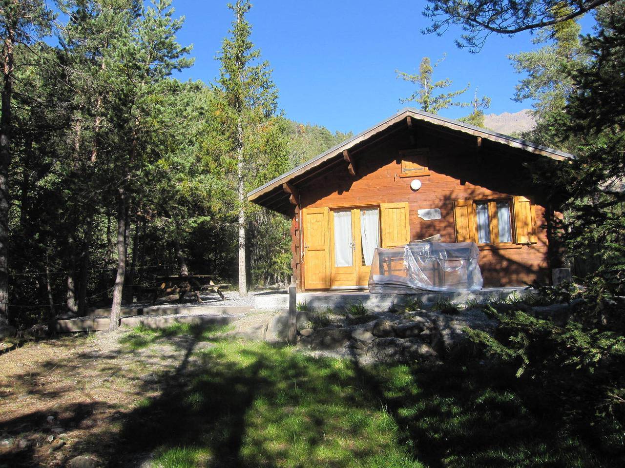 Chalet "Le Mazet" mit Bergblick, privater Terrasse und Wlan in Méolans-Revel, Barcelonnette und Umgebung
