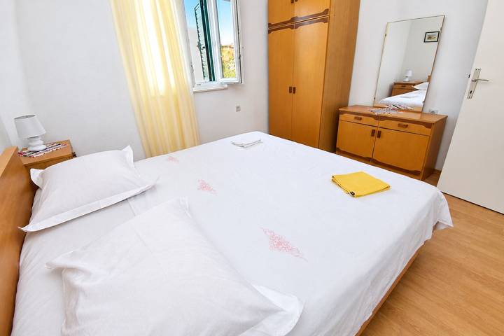Apartamento entero, Apartments Srdan in Rogoznica, Condado de Šibenik-Knin