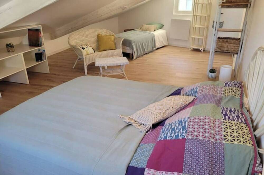 Le Clos de l'Amandier - Village house 10 minutes from the Avignon Festival in Rochefort-du-Gard, Nimes region