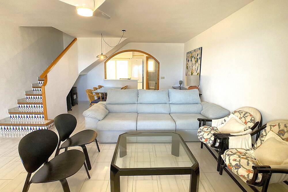 Ample duplex frontline to the Med in Los Miradores del Puerto, San Javier