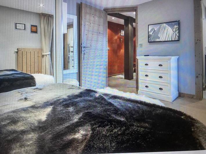 Gîte pour 10 personnes, avec piscine et jacuzzi ainsi que sauna et terrasse dans Office De Tourisme De Tignes Le Lac - 4