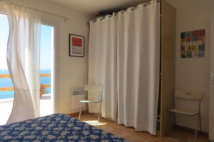 Location de vacances pour 8 personnes, avec terrasse ainsi que jardin et jacuzzi dans Tizzano - 3