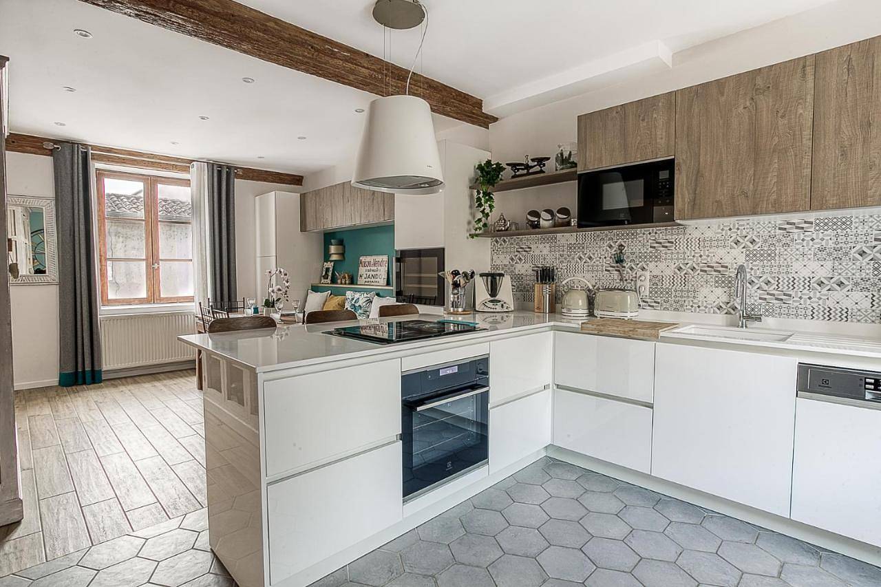Appartement entier, Duplex de luxe à Trévoux élégance et confort 100m2 chambres climatisées in Trévoux, Ain
