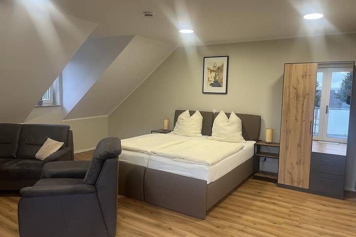 Ferienwohnung für 2 Personen, mit Sauna und Whirlpool sowie Pool und Garten, mit Haustier in Mettlach - 2