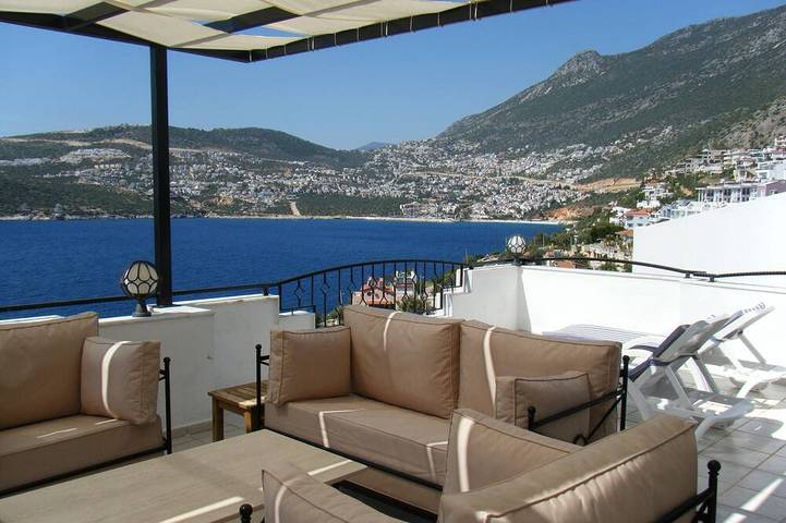 Holiday rental for 8 people, with garden and hot tub in Turkey