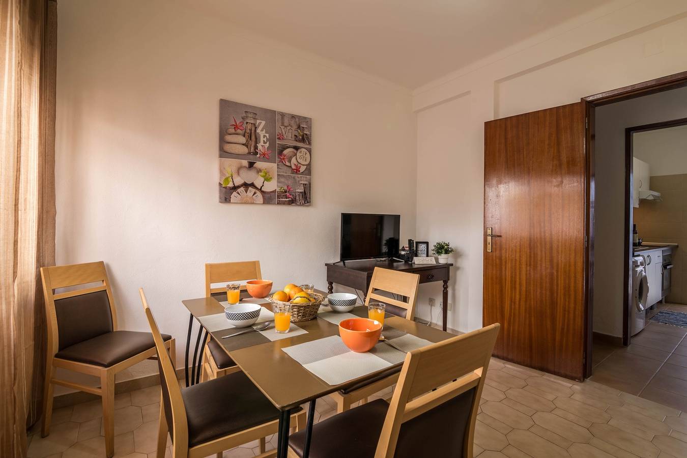 "Beach Residence 01" met terras, barbecue, Wifi & kabel-tv; parkeerplaats beschikbaar, foto 8