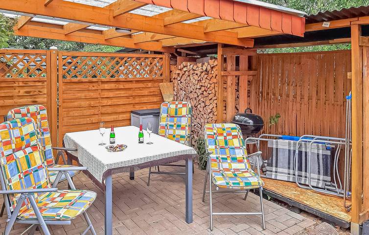 Ferienhaus für 3 Personen, mit Terrasse und Sauna an der Müritz - 2