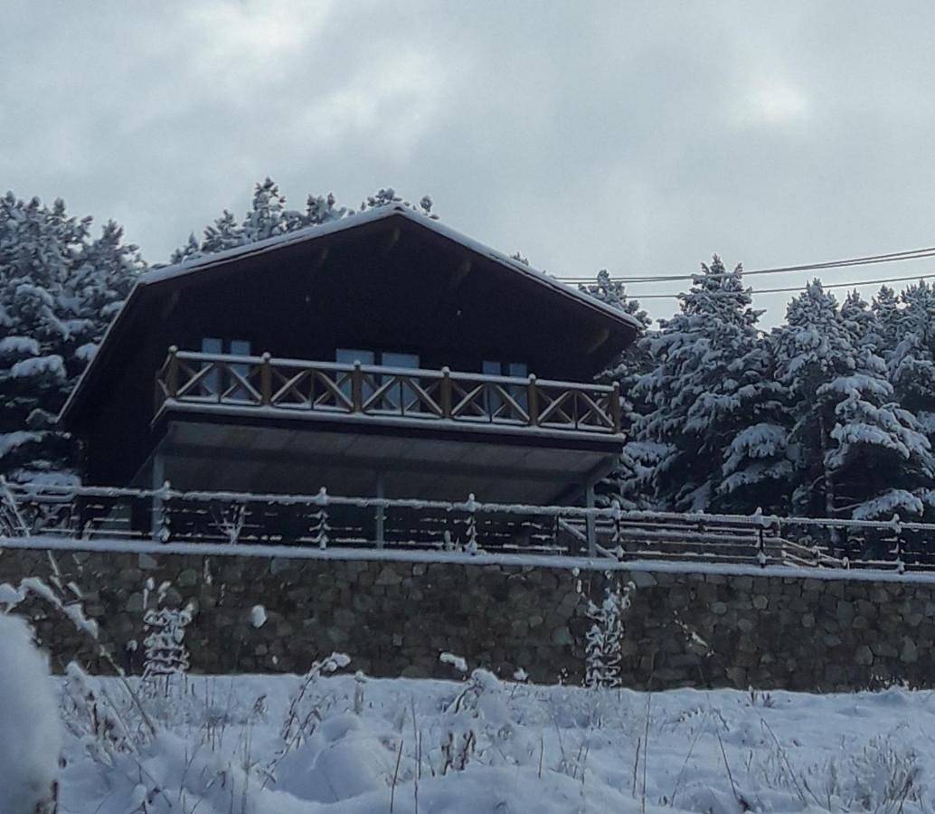 Two-Bedroom Chalet in Hoyos del Espino, Provincia de Ávila