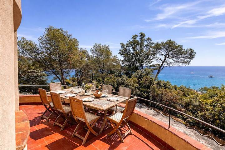 Maison de vacances pour 8 personnes, avec piscine dans Cap Estérel