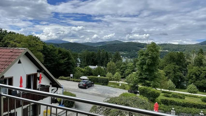 Ferienhaus für 8 Personen, mit Balkon am Wörthersee