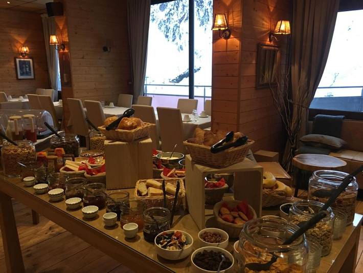 Hôtel pour 3 personnes, avec vue ainsi que sauna et terrasse dans La Mongie - 2