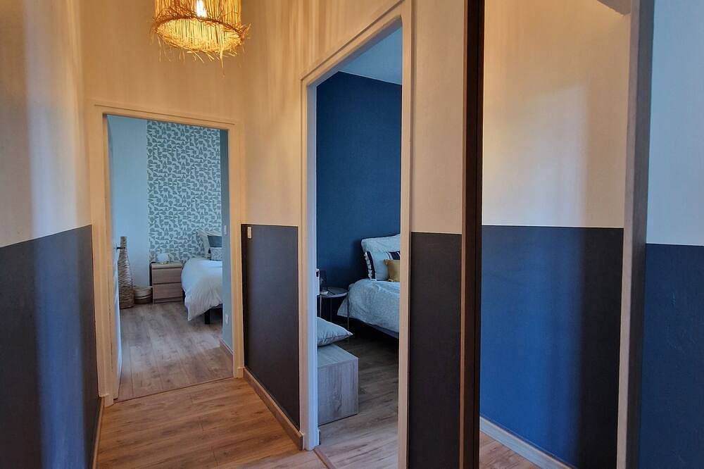 Entire apartment, Gîte Des Tables - Cathédrale, Cœur Historique, Fibre, Vue in Le Puy-en-Velay, Haute-Loire