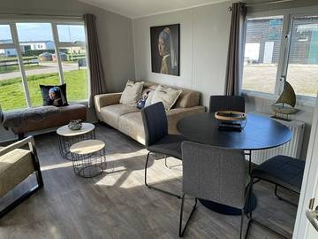 Vacation Rental for 4 Guests in Lake Ijssel, North Holland, Picture 2