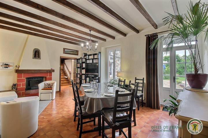 Gîte pour 8 personnes, avec jardin et terrasse à Plouha - 2