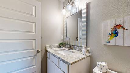 Vacation Home for 12 Guests in Port Aransas, Mustang Island, Picture 4