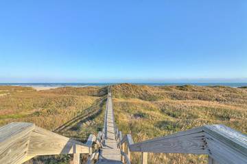 Vacation Rental for 10 Guests in Port Aransas, Mustang Island, Picture 4
