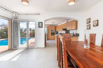 Villa voor 9 Personen in Mas Pere, Calonge, Afbeelding 3