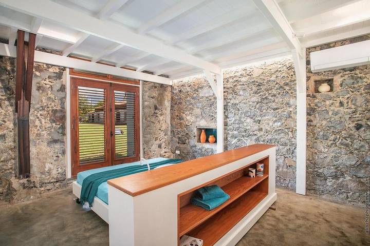 Villa pour 4 personnes, avec vue ainsi que piscine et terrasse à Saint-Pierre (ville) - 2