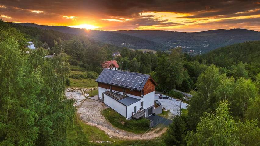 Apartament wakacyjny dla 2 osób, z Taras i Ogród oraz Sauna i Widok w Piechowice